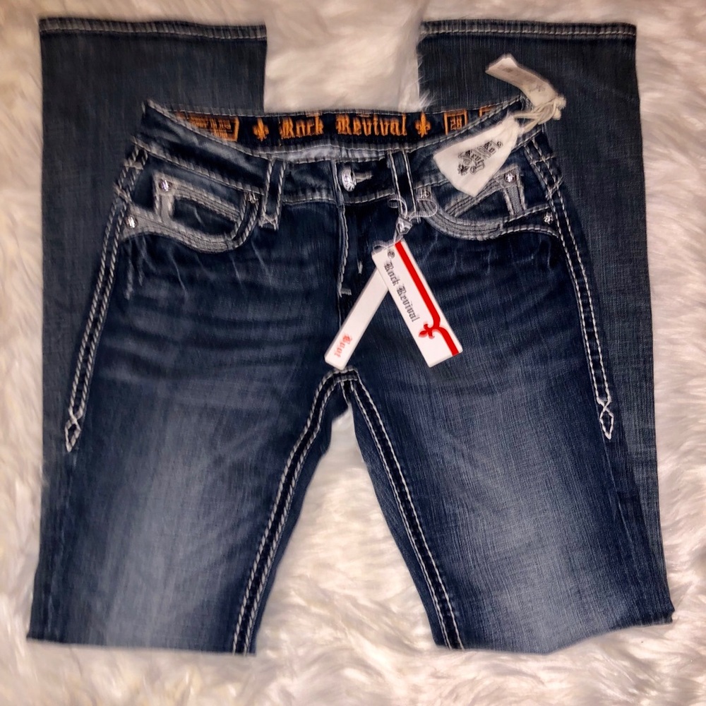 NWT!! Rock Revival size 28!